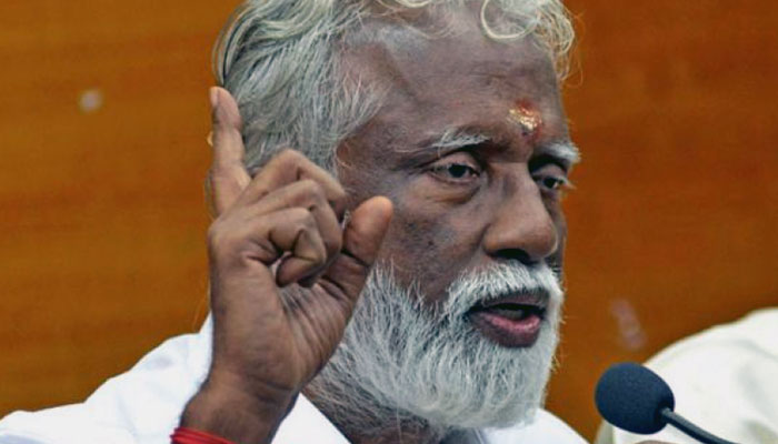 വീഡിയോ യഥാർഥമെന്ന് ബിജെപി സംസ്ഥാന അധ്യക്ഷൻ കുമ്മനം രാജശേഖരൻ; ജയിലില് പോകാനും തയാര് വീഡിയോ യഥാർഥമെന്ന് ബിജെപി സംസ്ഥാന അധ്യക്ഷൻ കുമ്മനം രാജശേഖരൻ; ജയിലില് പോകാനും തയാര്