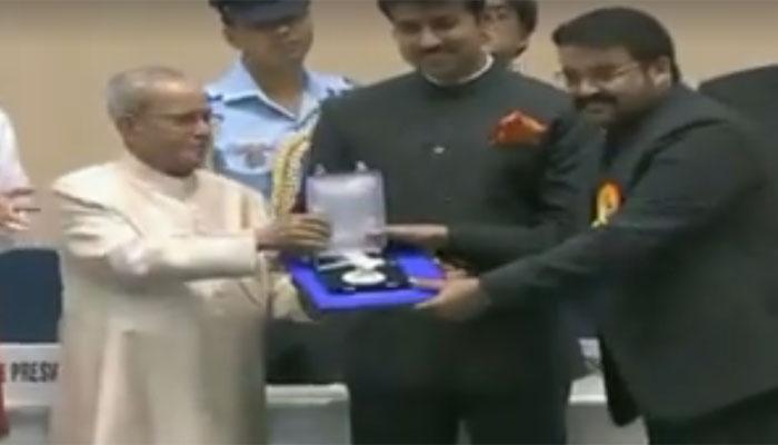 അറുപത്തിനാലാമത് ദേശീയ ചലച്ചിത്ര പുരസ്കാരങ്ങൾ രാഷ്ട്രപതി പ്രണബ് മുഖർജി വിതരണം ചെയ്തു അറുപത്തിനാലാമത് ദേശീയ ചലച്ചിത്ര പുരസ്കാരങ്ങൾ രാഷ്ട്രപതി പ്രണബ് മുഖർജി വിതരണം ചെയ്തു