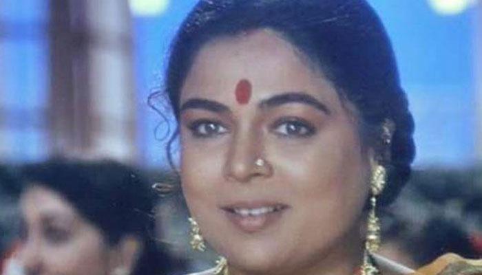 ബോളിവുഡ് താരം റീമ ലാഗൂ(59) അന്തരിച്ചു ബോളിവുഡ് താരം റീമ ലാഗൂ(59) അന്തരിച്ചു