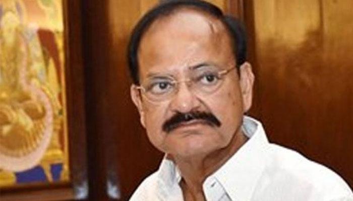 ഭക്ഷണം വ്യക്തിസ്വാതന്ത്ര്യമാണെന്ന് ബിജെപിയുടെ മുതിര്ന്ന നേതാവ് വെങ്കയ്യാ നായിഡു ഭക്ഷണം വ്യക്തിസ്വാതന്ത്ര്യമാണെന്ന് ബിജെപിയുടെ മുതിര്ന്ന നേതാവ് വെങ്കയ്യാ നായിഡു