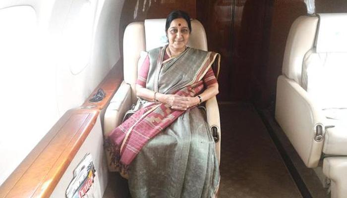 'നിങ്ങൾ ചൊവ്വയിൽ കുടുങ്ങിയാലും ഇന്ത്യൻ എംബസി നിങ്ങൾ സഹായിക്കാനെത്തും': സുഷമ സ്വരാജ് 'നിങ്ങൾ ചൊവ്വയിൽ കുടുങ്ങിയാലും ഇന്ത്യൻ എംബസി നിങ്ങൾ സഹായിക്കാനെത്തും': സുഷമ സ്വരാജ്