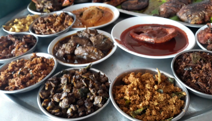 ഞണ്ടും മീനും, ഇത് കൊച്ചിയുടെ രുചി ഞണ്ടും മീനും, ഇത് കൊച്ചിയുടെ രുചി