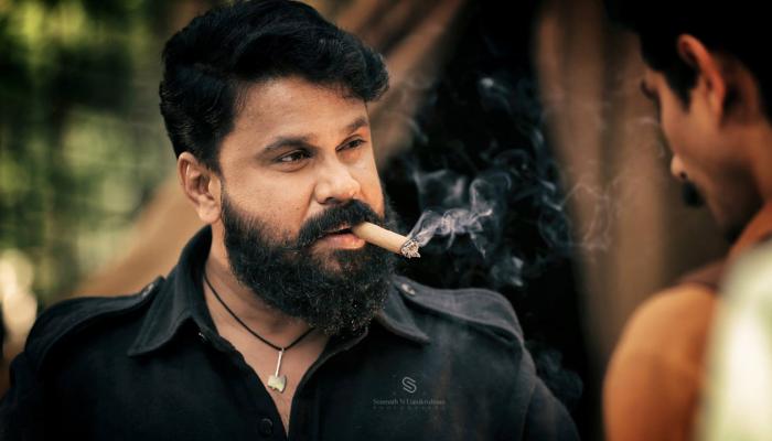 കമ്മാരന്റെ ലുക്കിന് നന്ദി പറയേണ്ടത് മാധ്യമങ്ങള്ക്ക്; ദിലീപിന്റെ പ്രസംഗം വൈറല് കമ്മാരന്റെ ലുക്കിന് നന്ദി പറയേണ്ടത് മാധ്യമങ്ങള്ക്ക്; ദിലീപിന്റെ പ്രസംഗം വൈറല്