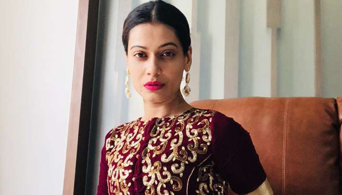 ബീഫ് കഴിച്ചതിന് പ്രളയമെന്ന് നടി, സോയബീന് കണ്ട് ദൈവം തെറ്റിദ്ധരിച്ചെന്ന് ട്രോളന് ബീഫ് കഴിച്ചതിന് പ്രളയമെന്ന് നടി, സോയബീന് കണ്ട് ദൈവം തെറ്റിദ്ധരിച്ചെന്ന് ട്രോളന്